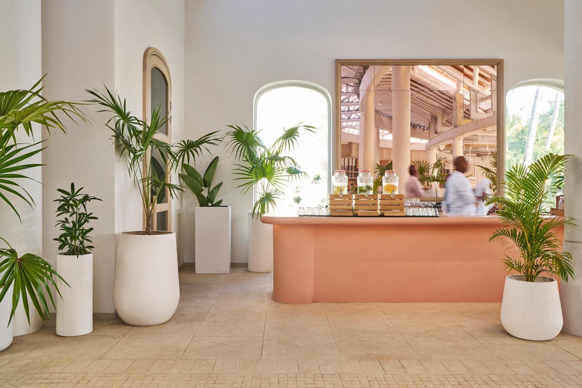 LUX* Belle Mare Resort&Villas Esterno foto The Spa at The Standard, East Village